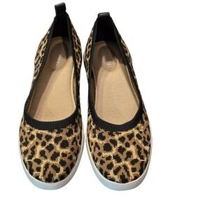 Aubrey Lynn Leopard‎ Print Comfy Cushioned Footbed Flats Size 9.5